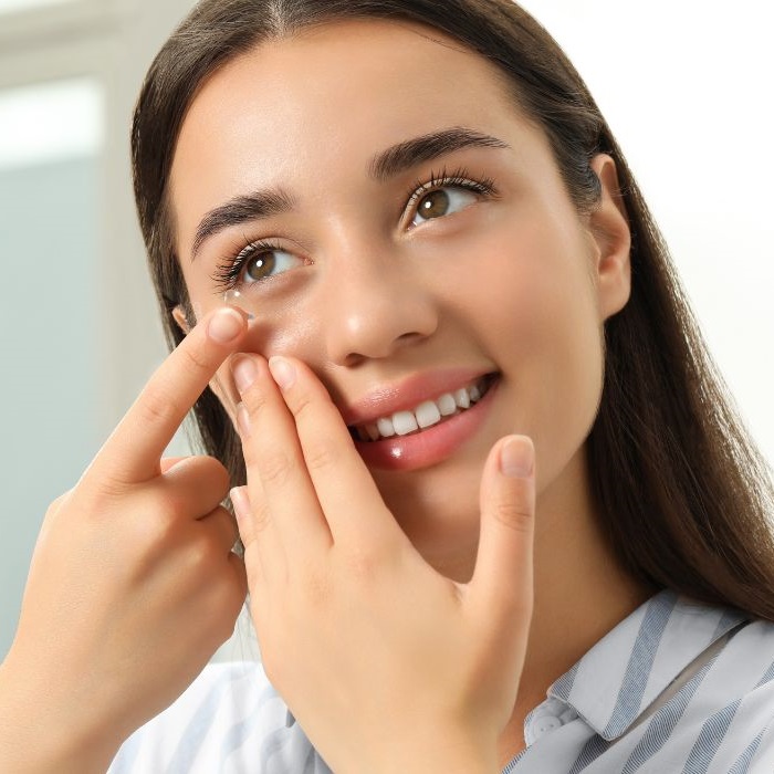 contact lens female sq